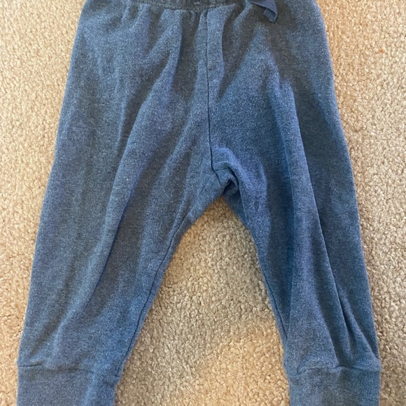 Toddler bundle- size 12 months - Picture 15 of 16